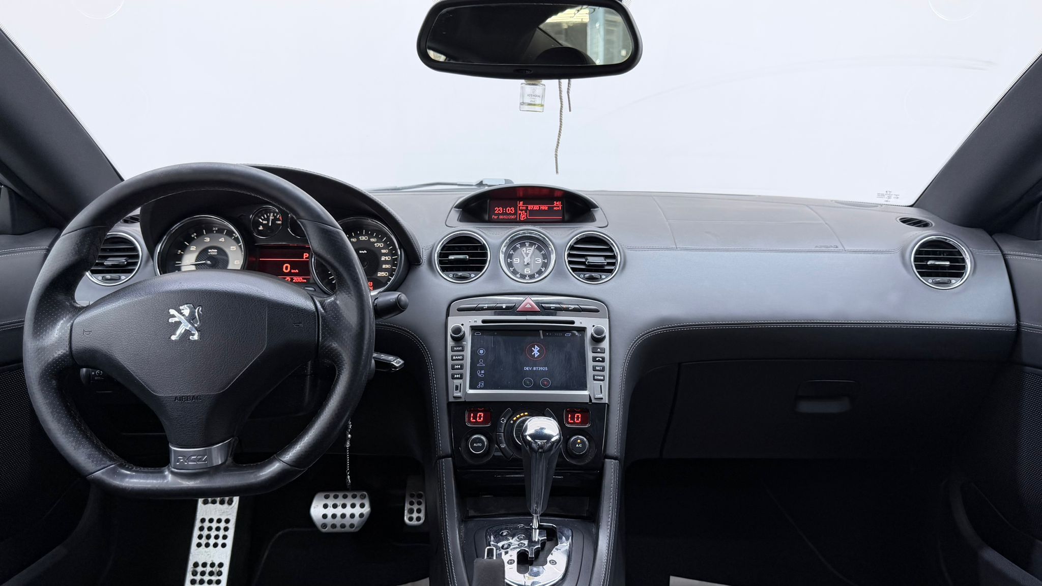 PEUGEOT RCZ 19